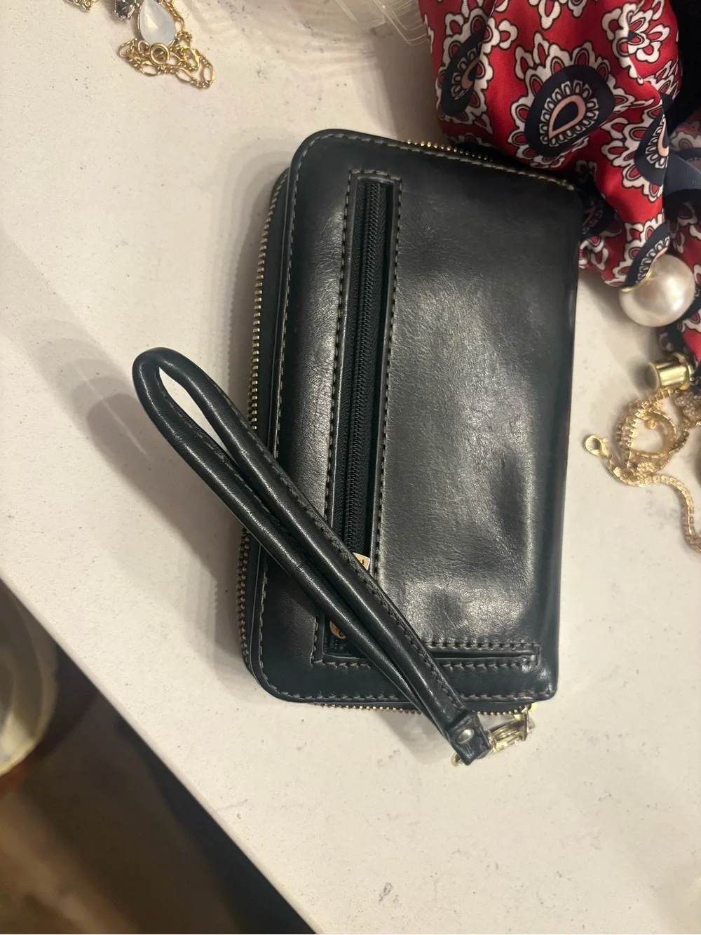 Fossil Black Zip Around Leather Card Holder wallet with wristlet strap
